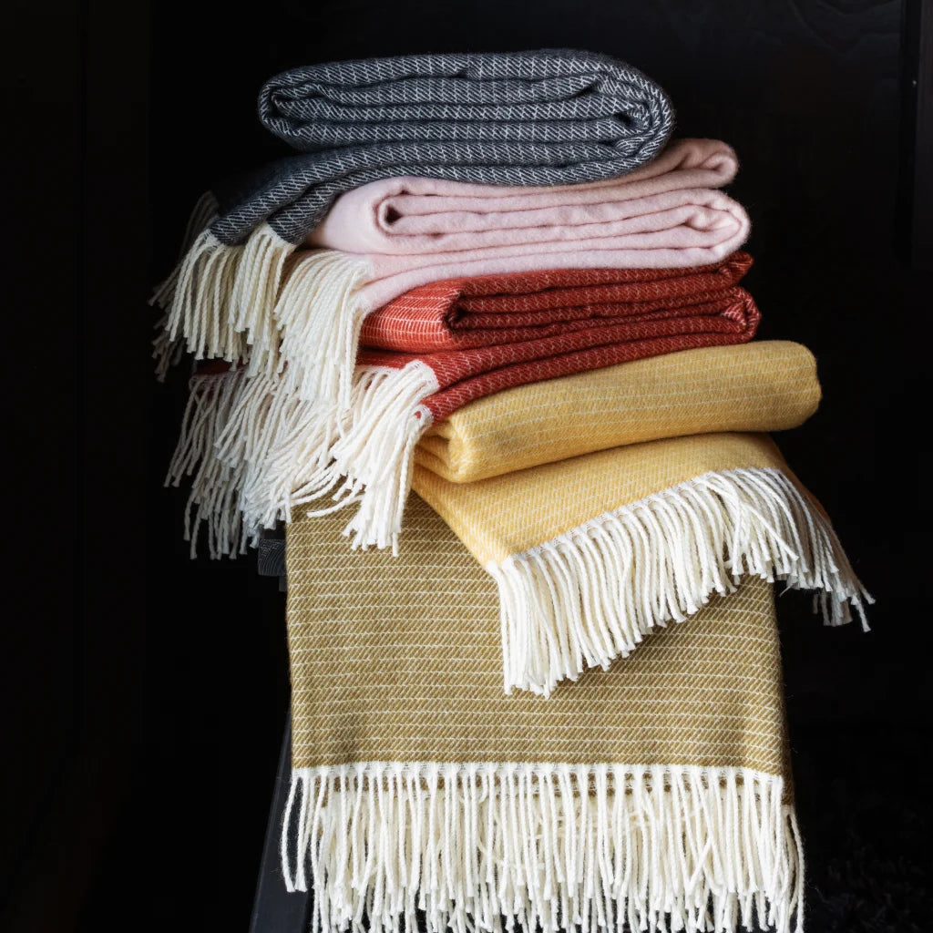 LEPO merínó ullarteppi - bleikt