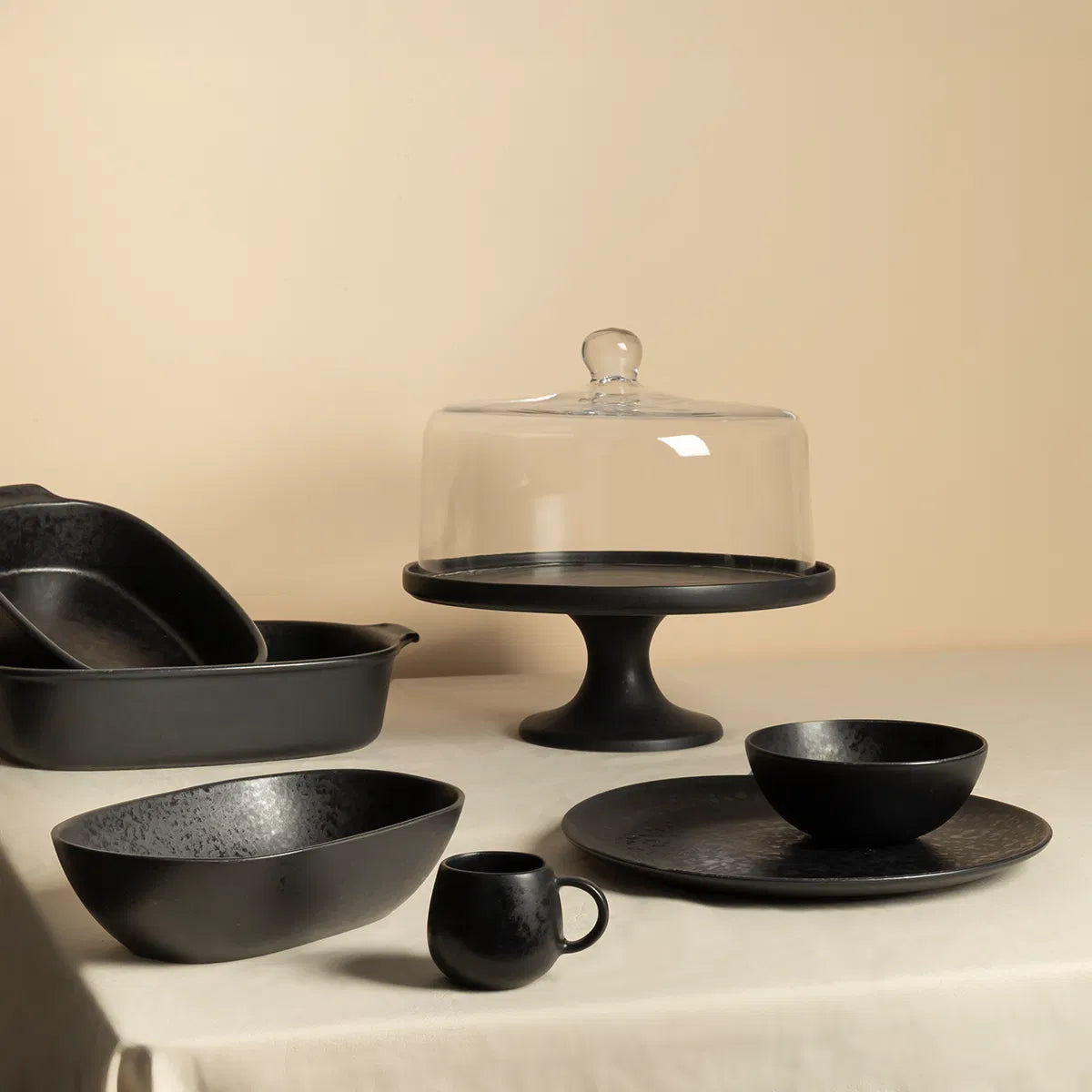 Black stone kökudiskur