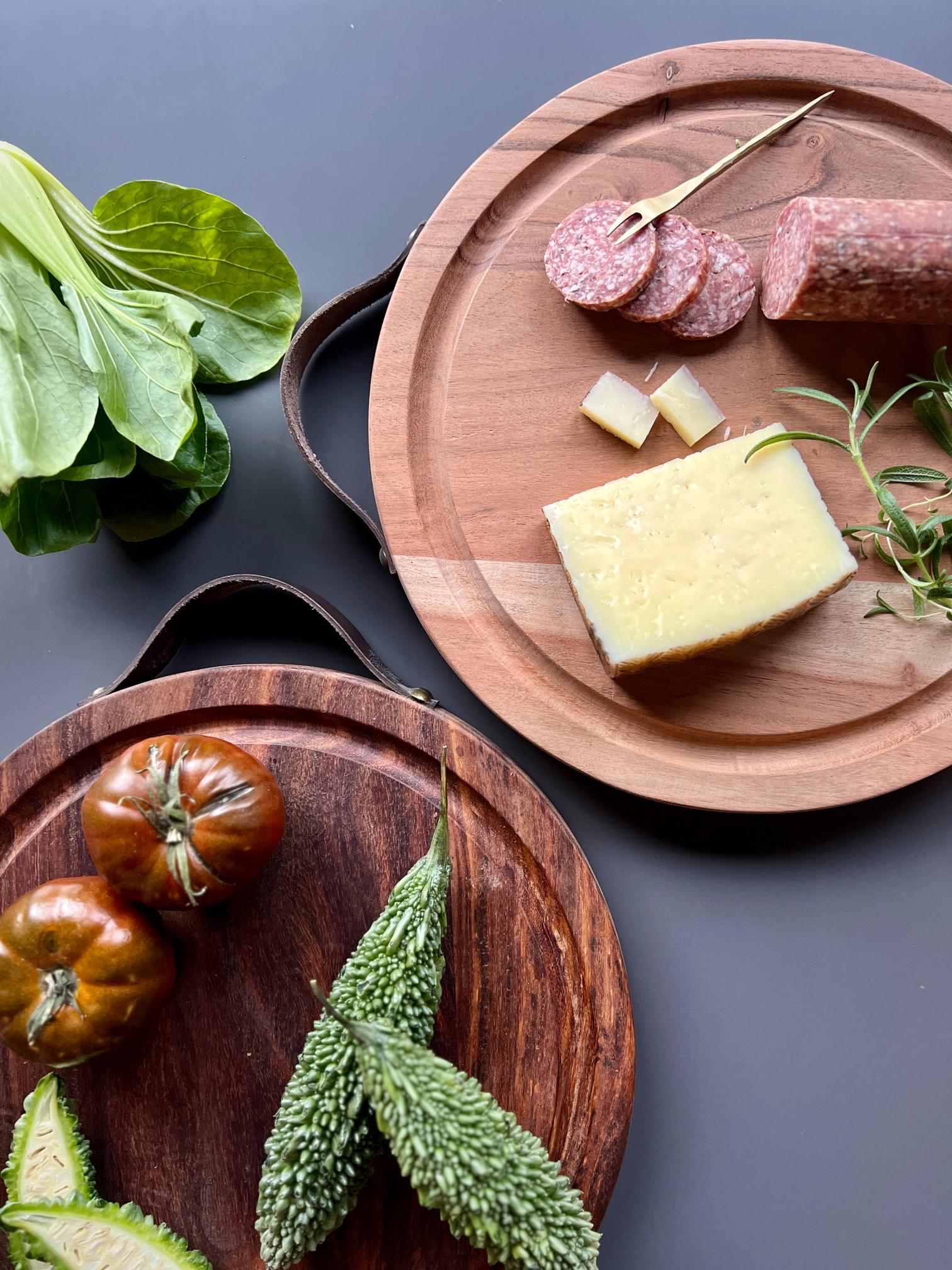 Skurðarbretti dökkt - 32x32 cm