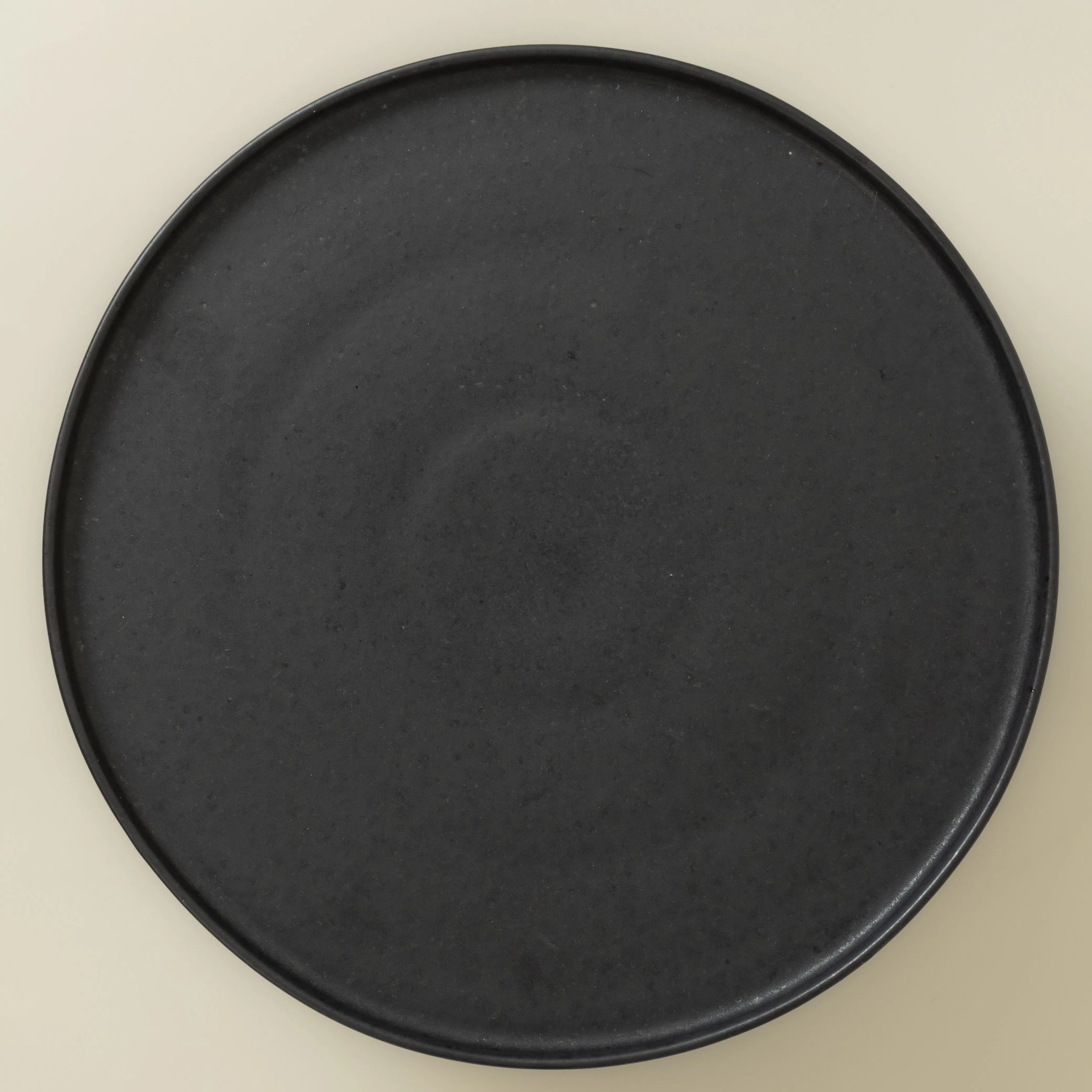 Black stone kökudiskur