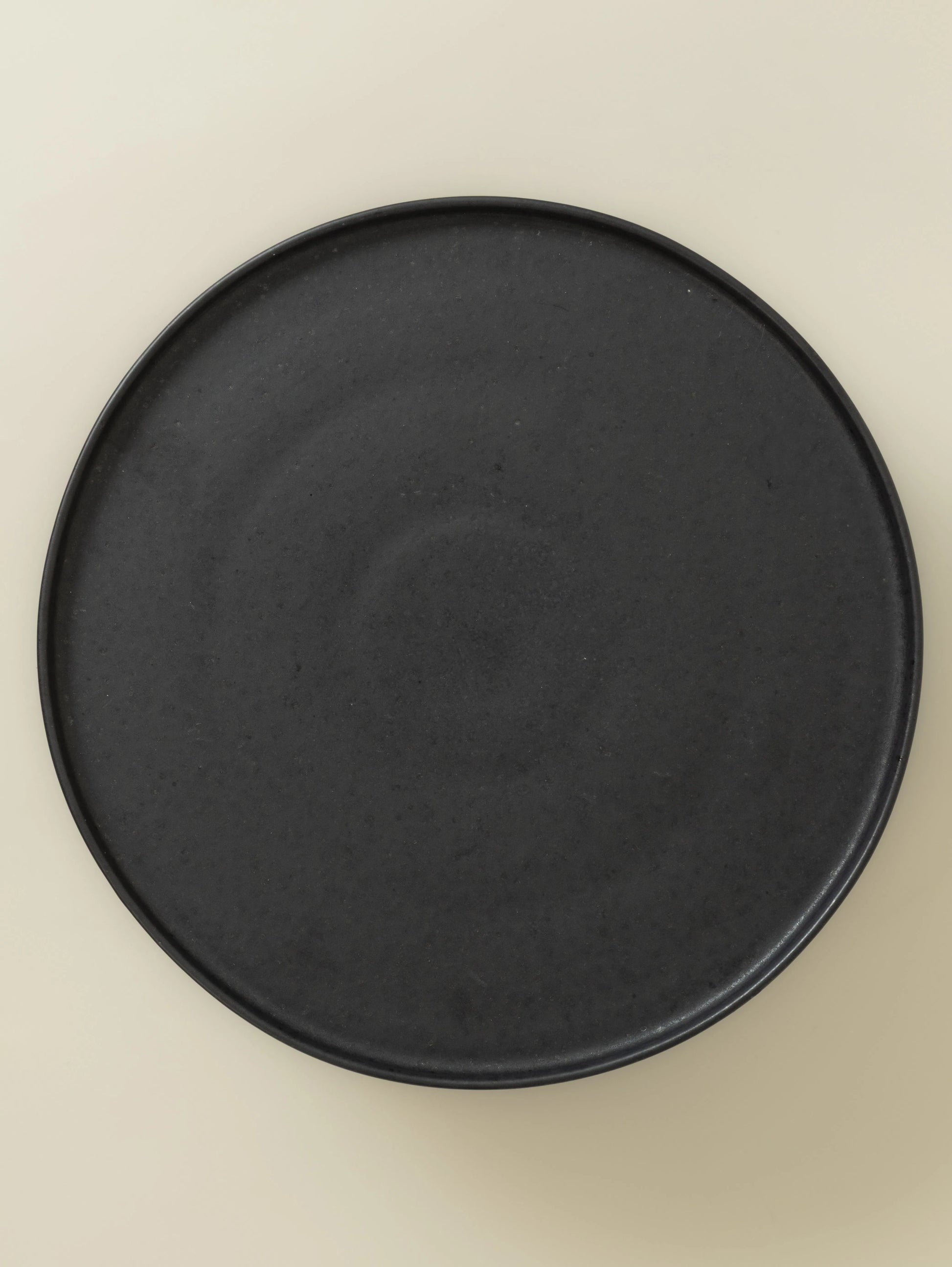 Black stone kökudiskur