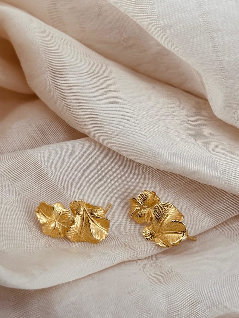 Folio eyrnalokkar stórir - gullhúðaðir