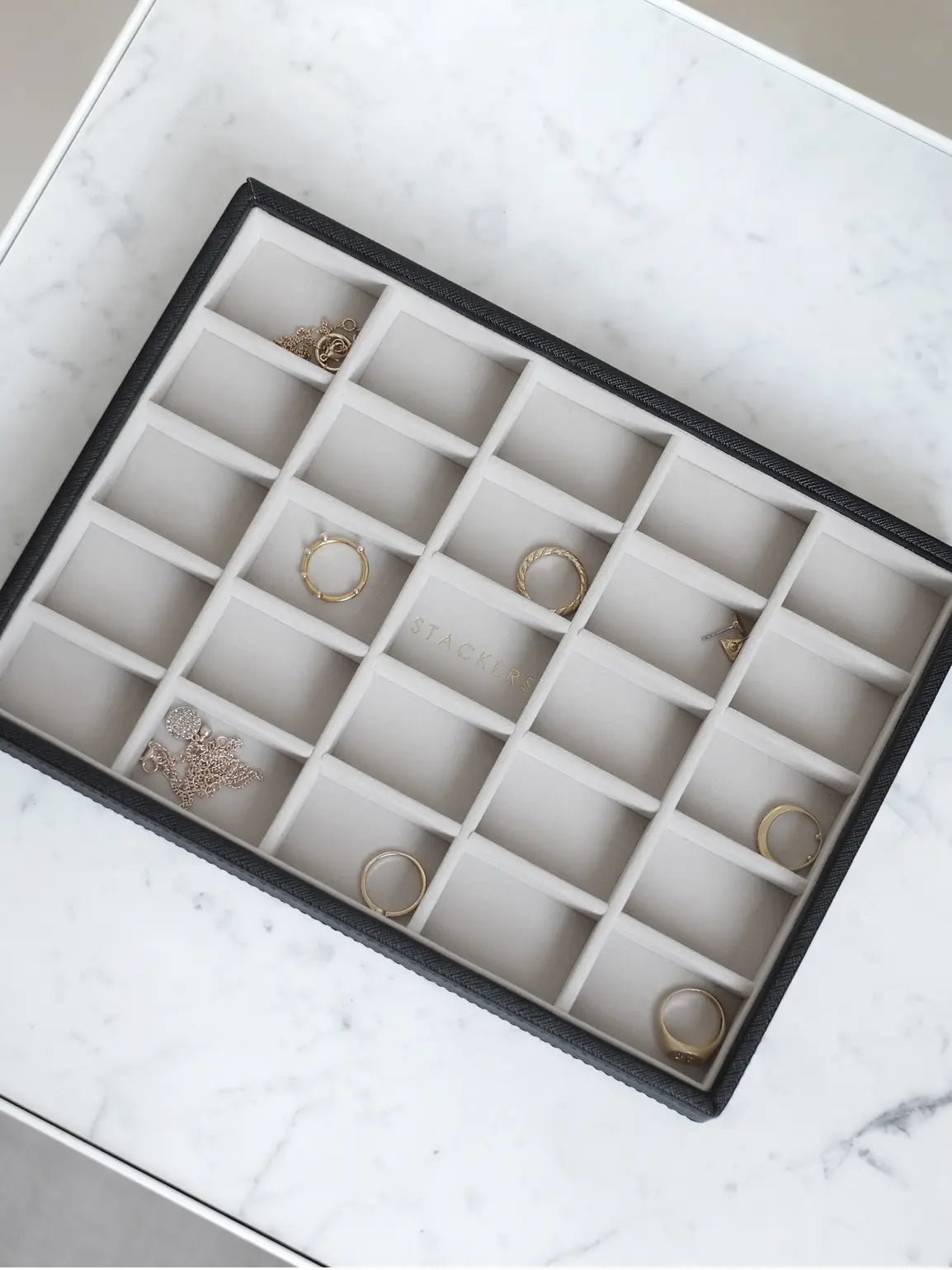 Skartgripaskrín classic - 25 hólfa