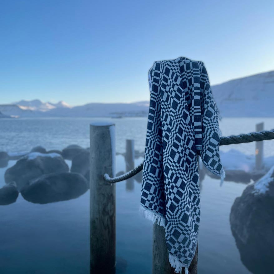 Handklæði Skák - svart - 60x100 cm