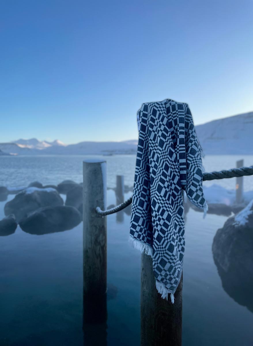 Handklæði Skák - svart - 60x100 cm