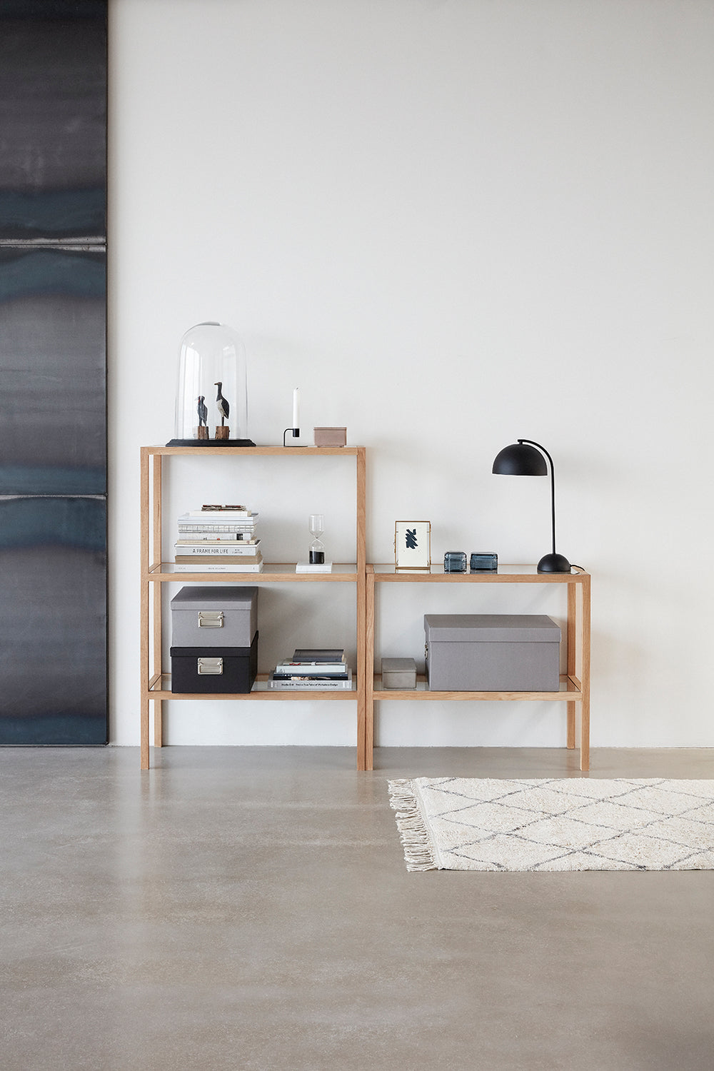 Curve kertastjaki svartur