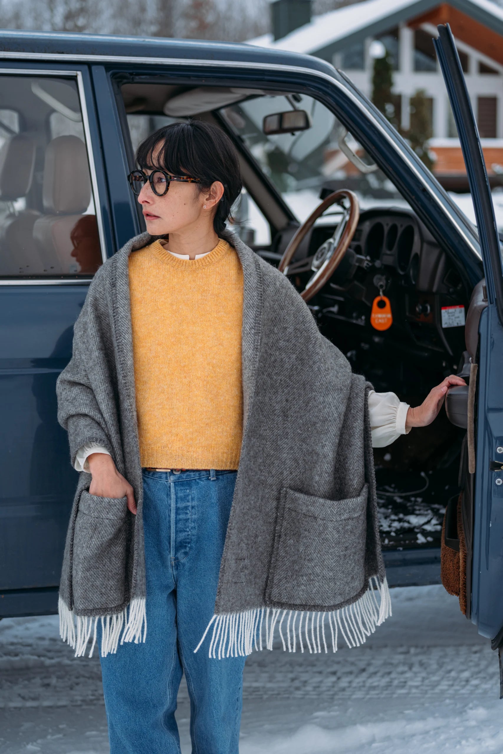 ARVO ullarsjal með vösum - grátt