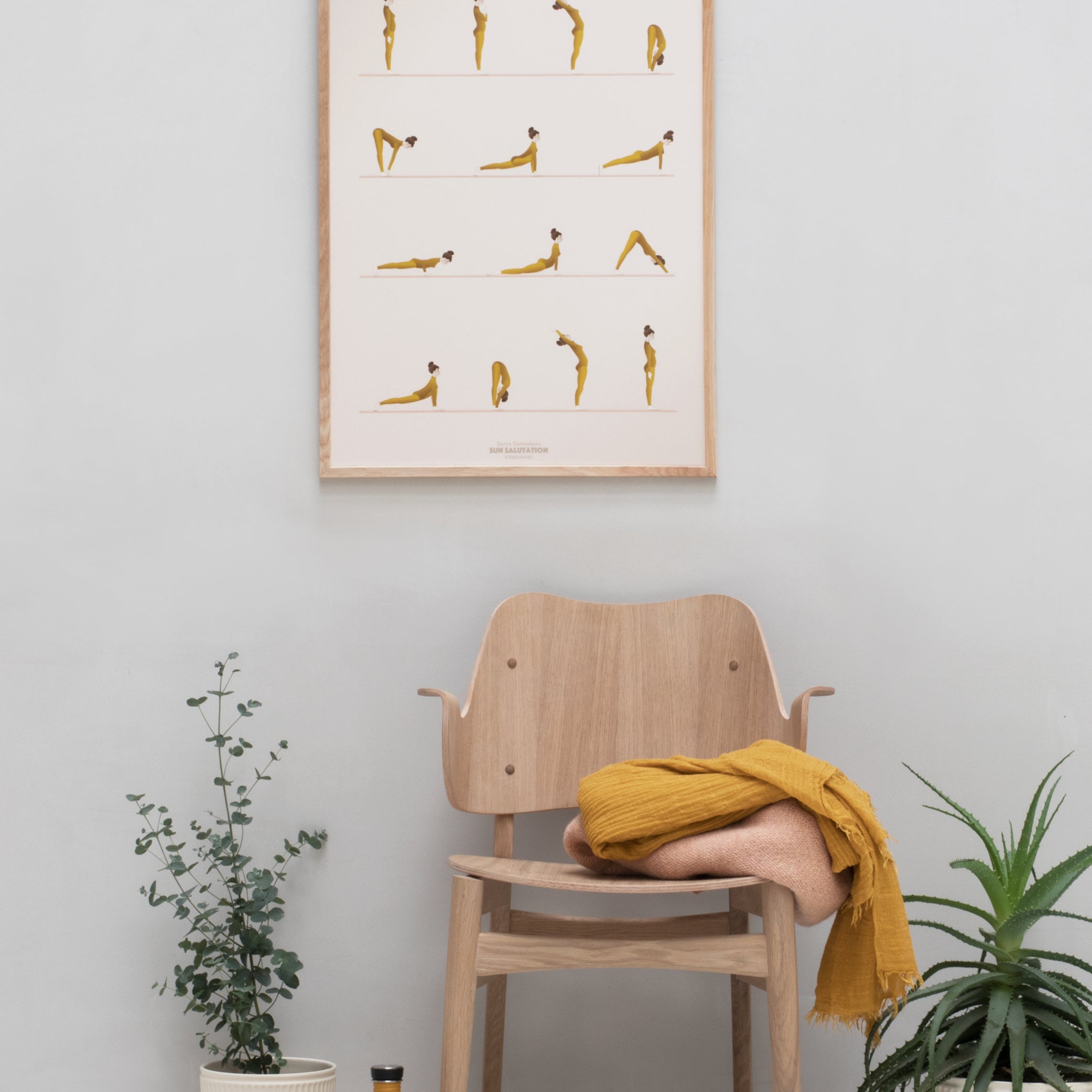 Sun salutation veggspjald