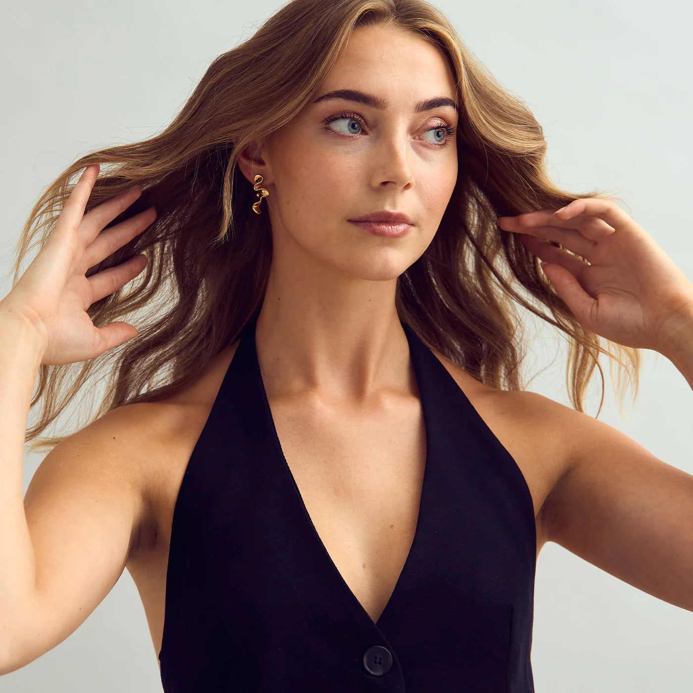 Caroline eyrnalokkar - gullhúðaðir