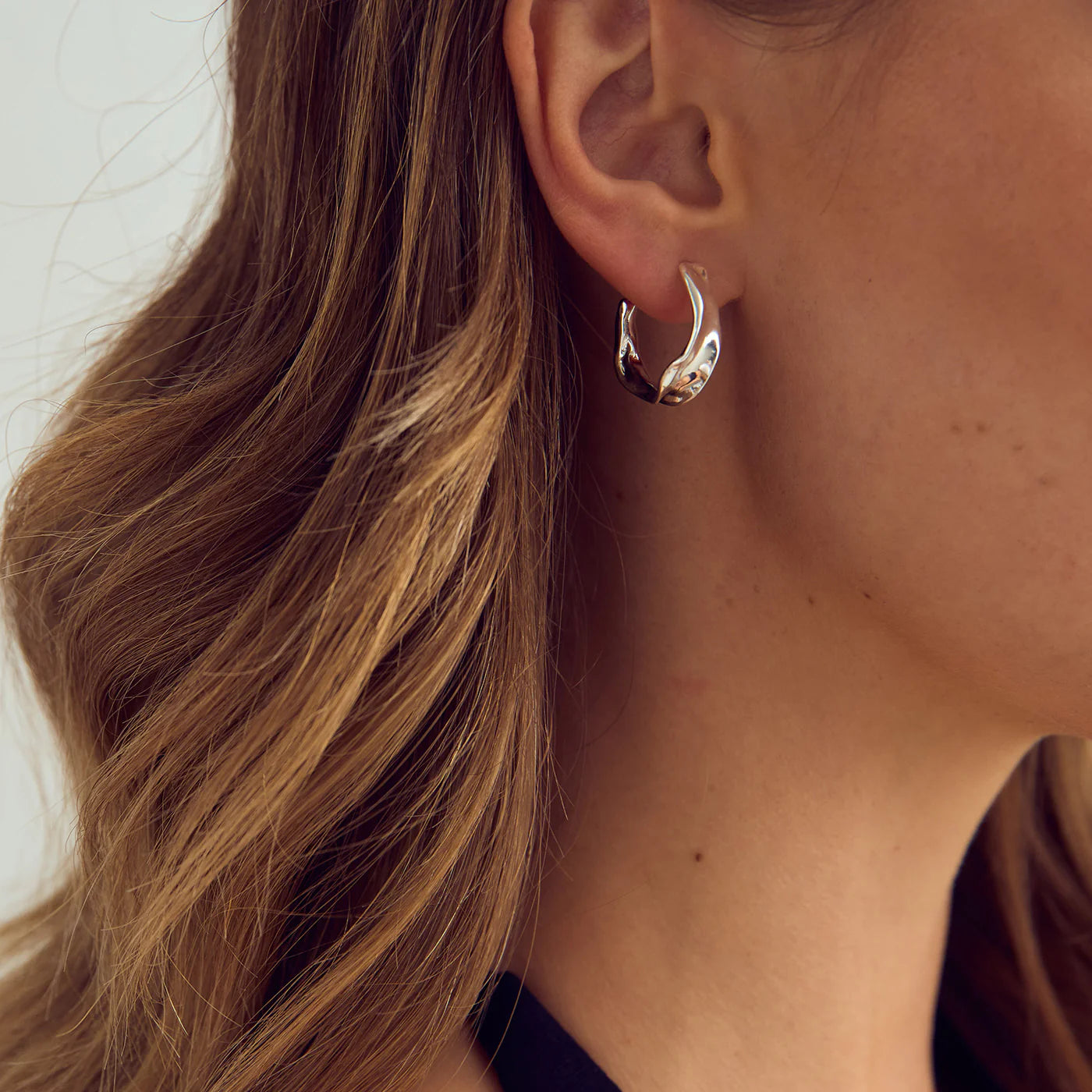 Ofeila eyrnalokkar - silfurhúðaðir