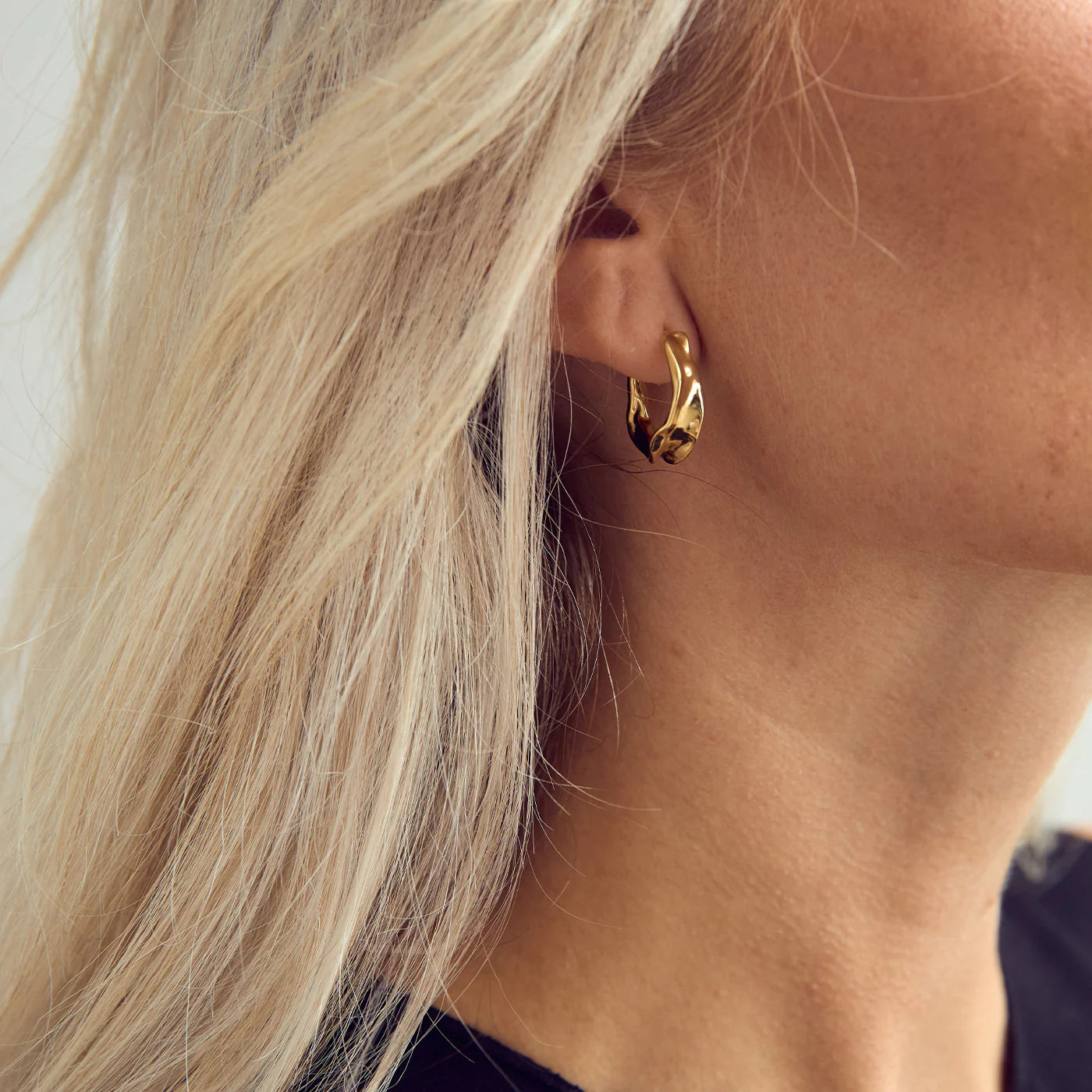 Ofeila eyrnalokkar - gullhúðaðir