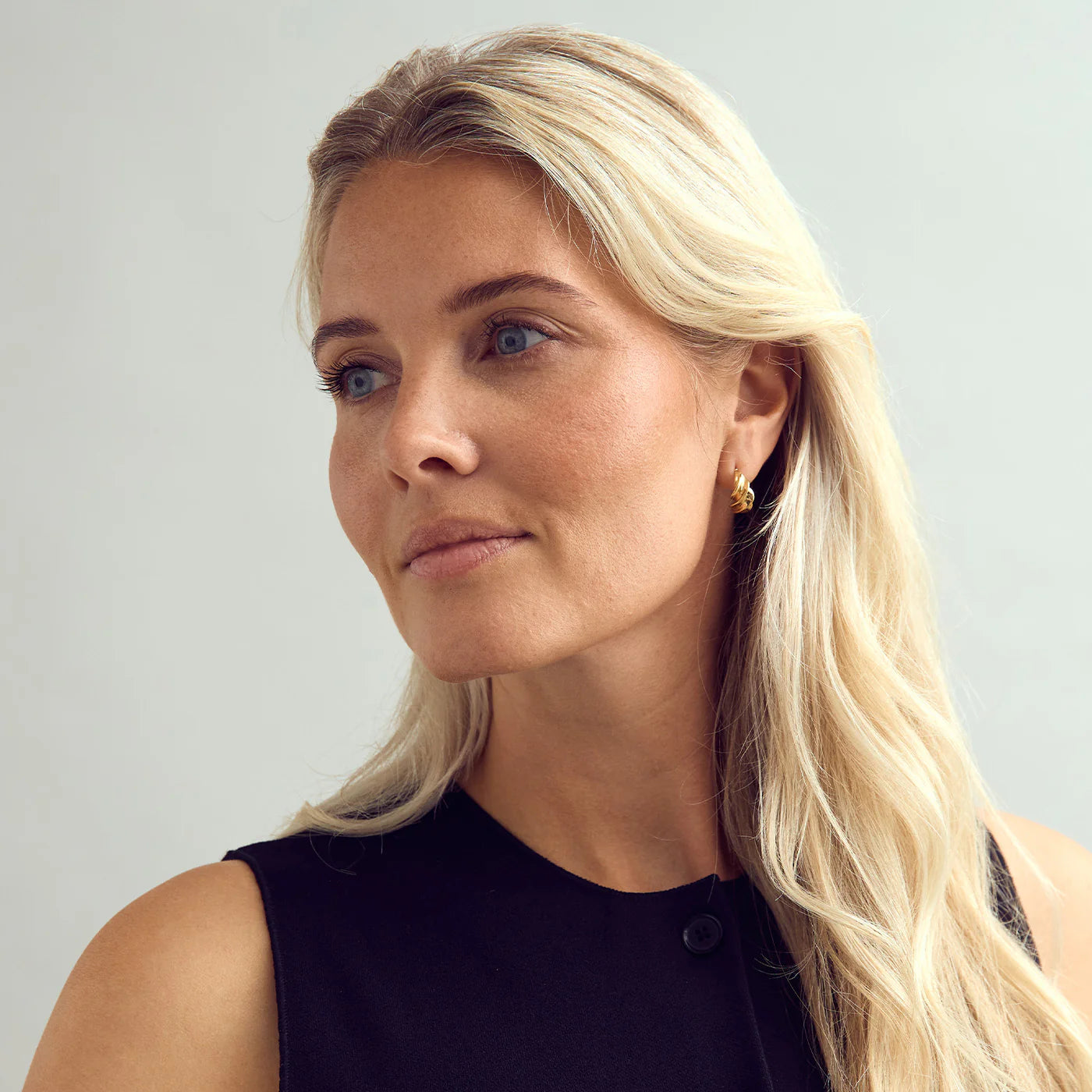 Hana hoop eyrnalokkar - gullhúðaðir